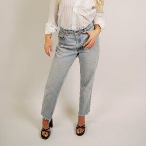 90s Levi's 550's (10) womens light wash jeans vintage 28 ankle crop faded taper